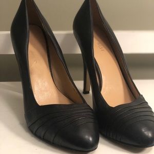 Nine West Classic Black Pump